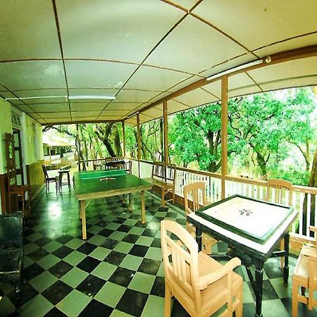 Cecil Hotel Matheran Buitenkant foto