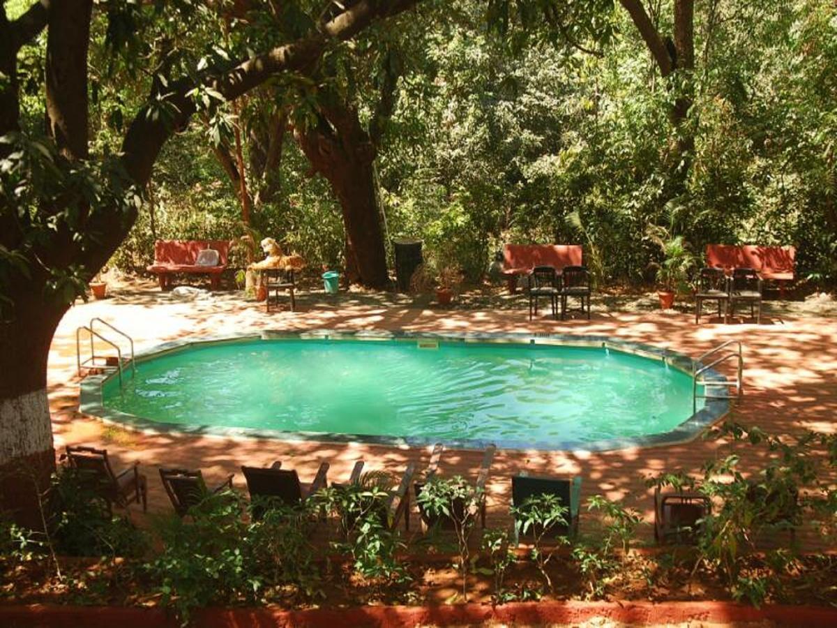 Cecil Hotel Matheran Buitenkant foto
