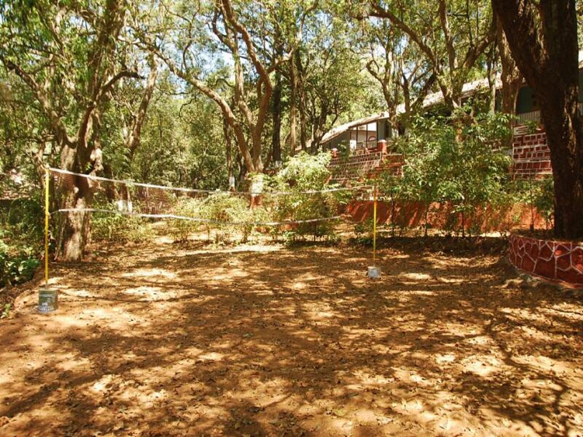 Cecil Hotel Matheran Buitenkant foto